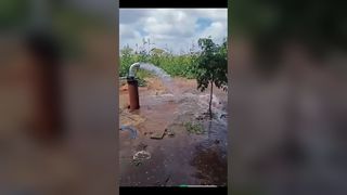 다채로운 LCD를 갖춘 VEIKONG 태양광 펌프 드라이브, 케냐 고객으로부터 높은 평가 획득